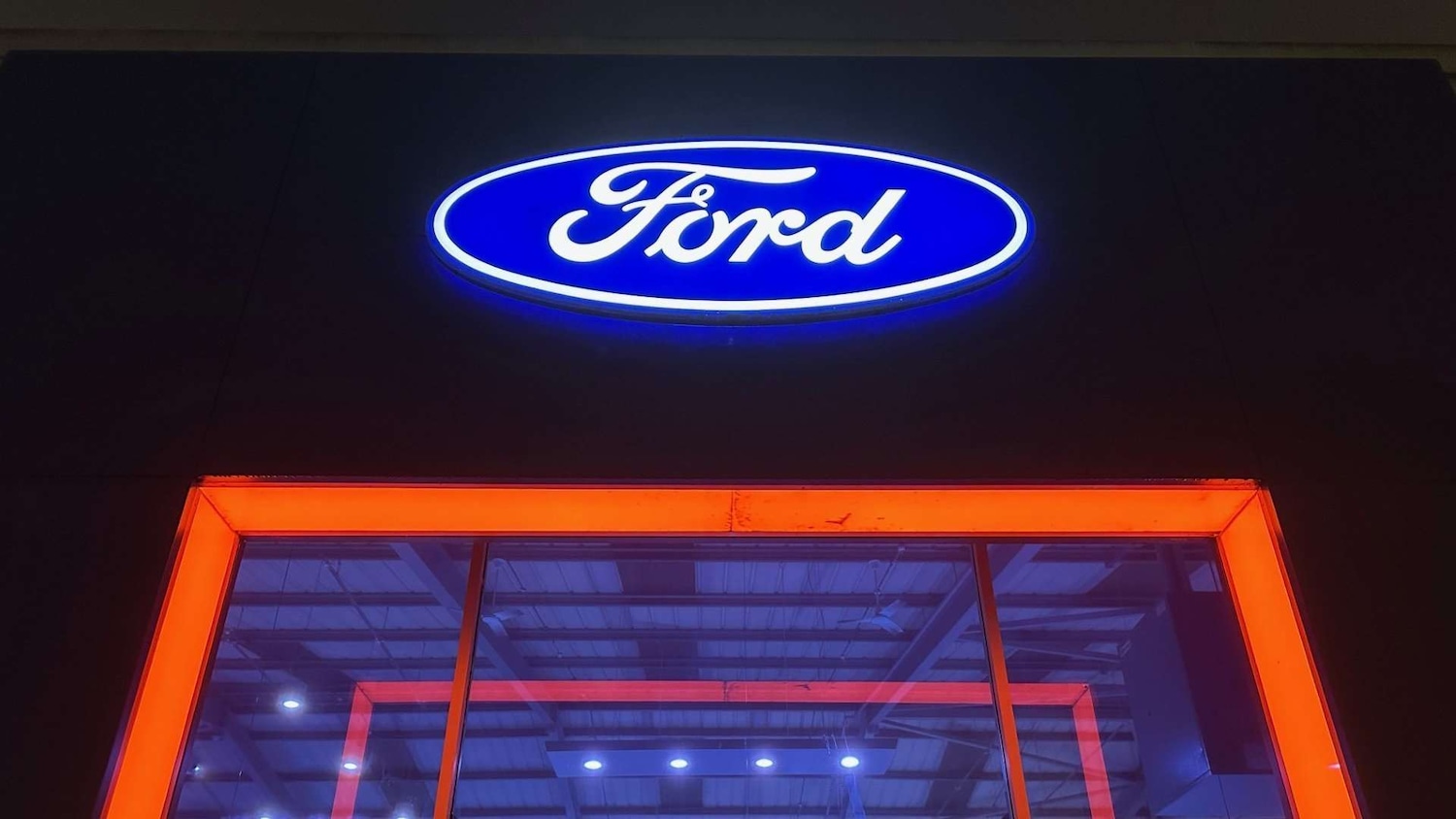 Used Ford S-Max 2017 for sale - 76624606: Photo 7