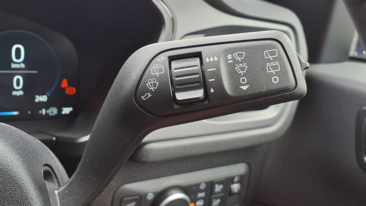 Used Ford Kuga 2025 for sale - 76125694: Photo 32