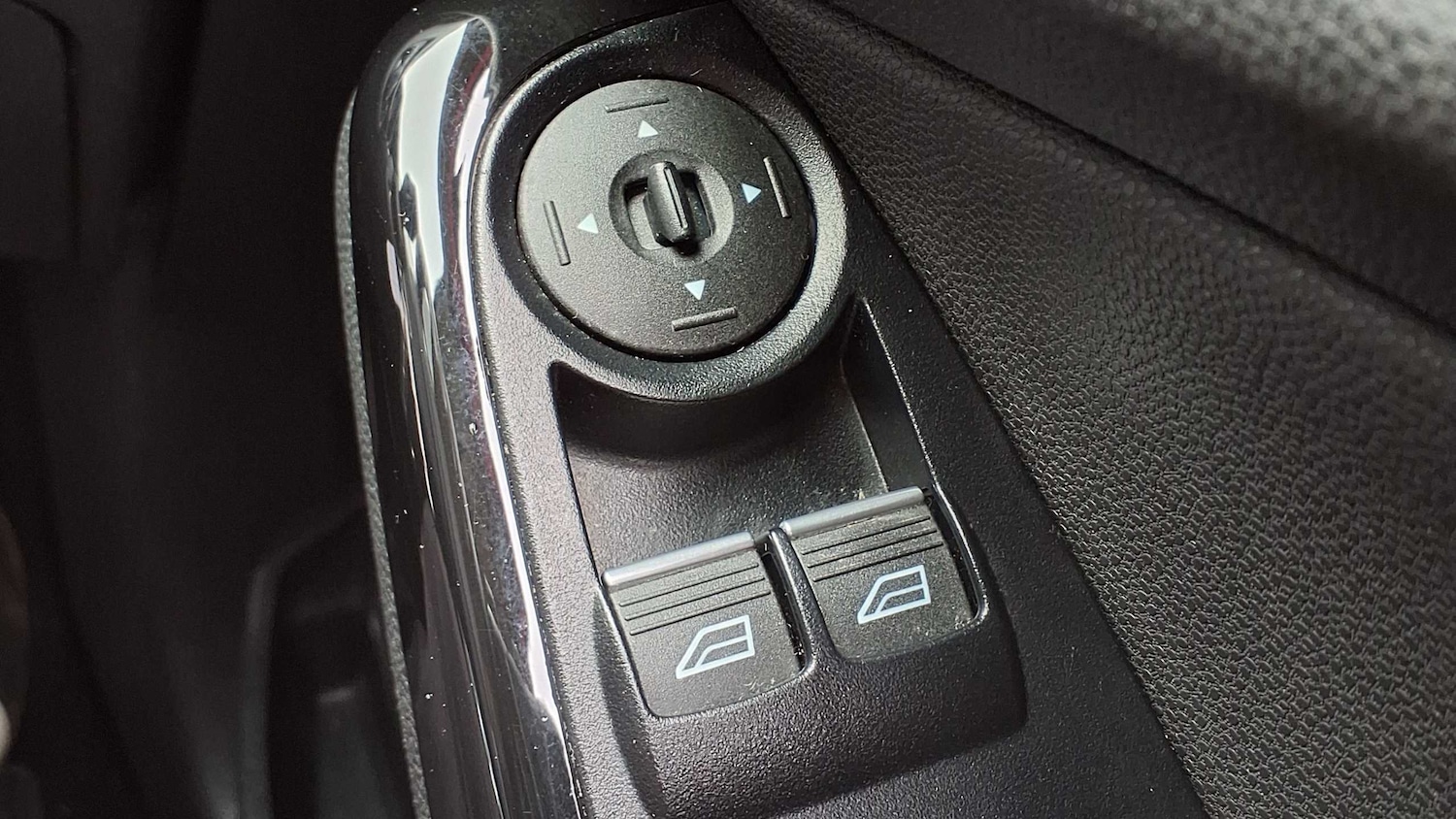 Used Ford Fiesta 2017 for sale - 76351596: Photo 31