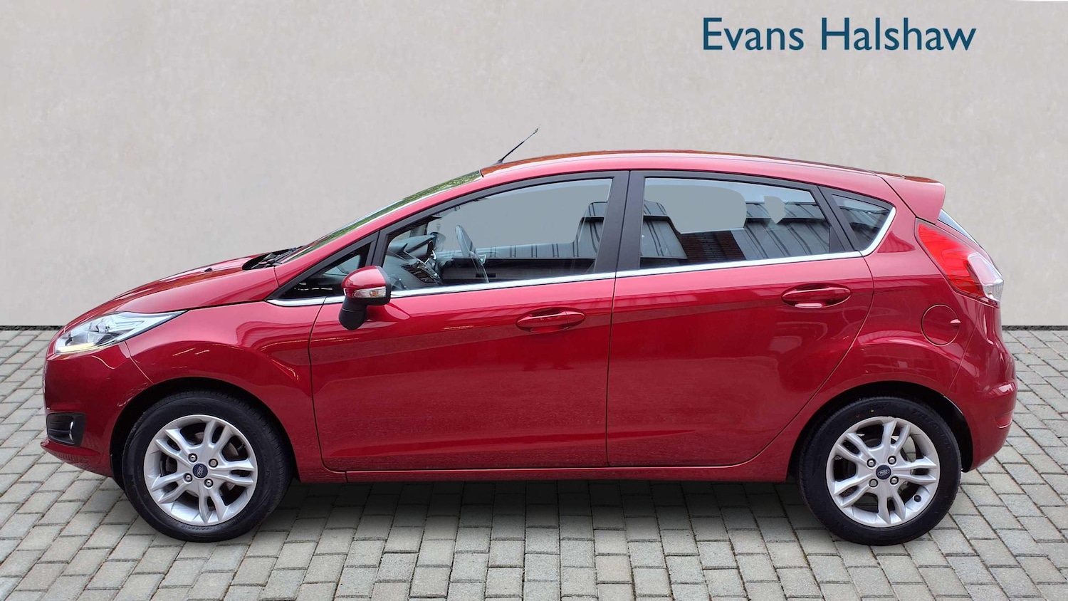 Used Ford Fiesta 2017 for sale - 76351596: Photo 4