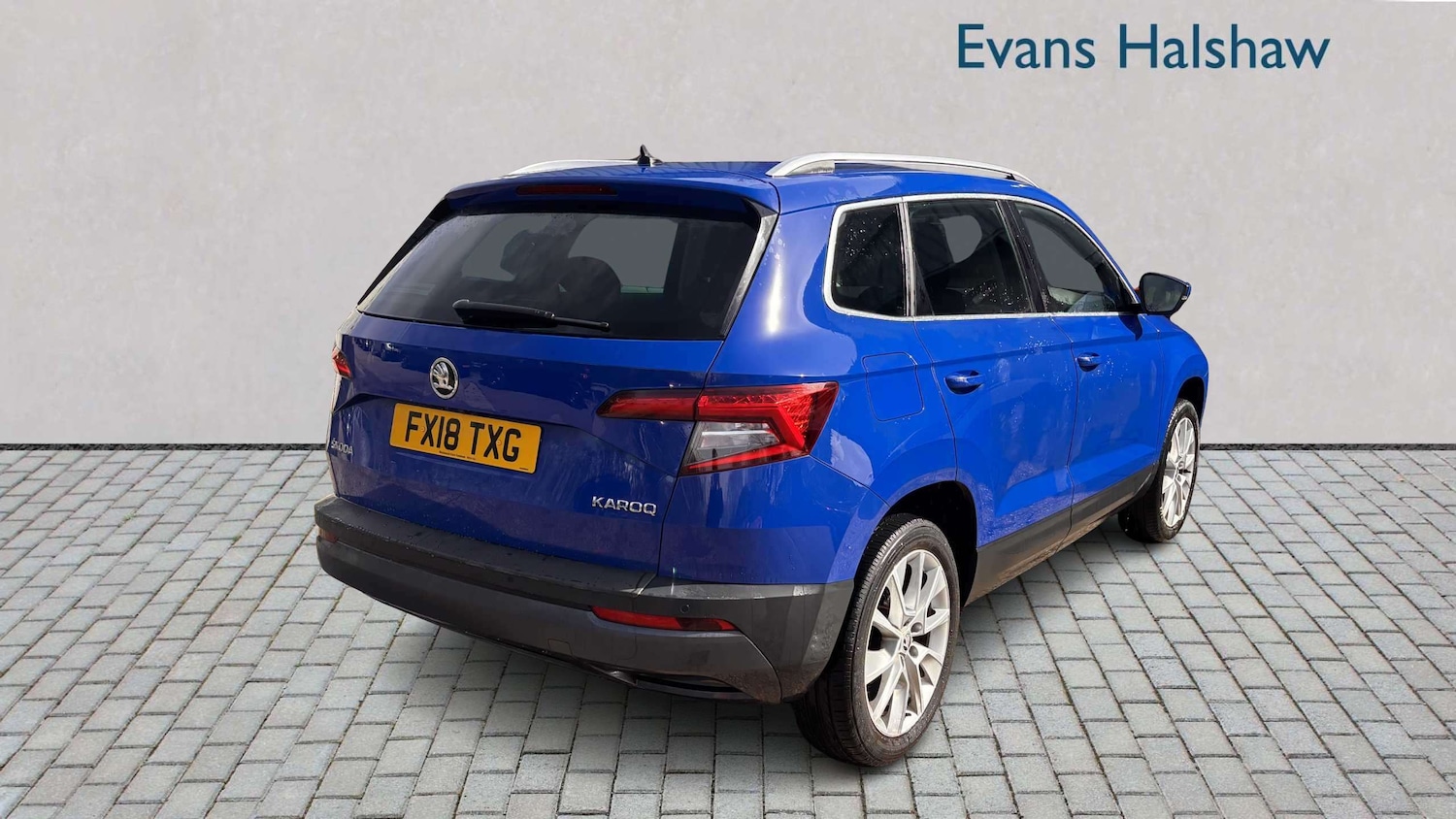 Used Skoda Karoq 2018 for sale - 78090043: Photo 2