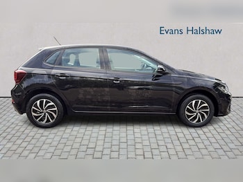 Used Volkswagen Polo 2023 for sale - 79227749: Photo