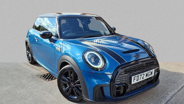 Used MINI Hatch 2022 for sale - 75993905: Photo 1