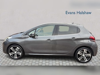 Used Peugeot 208 2019 for sale - 77942900: Photo