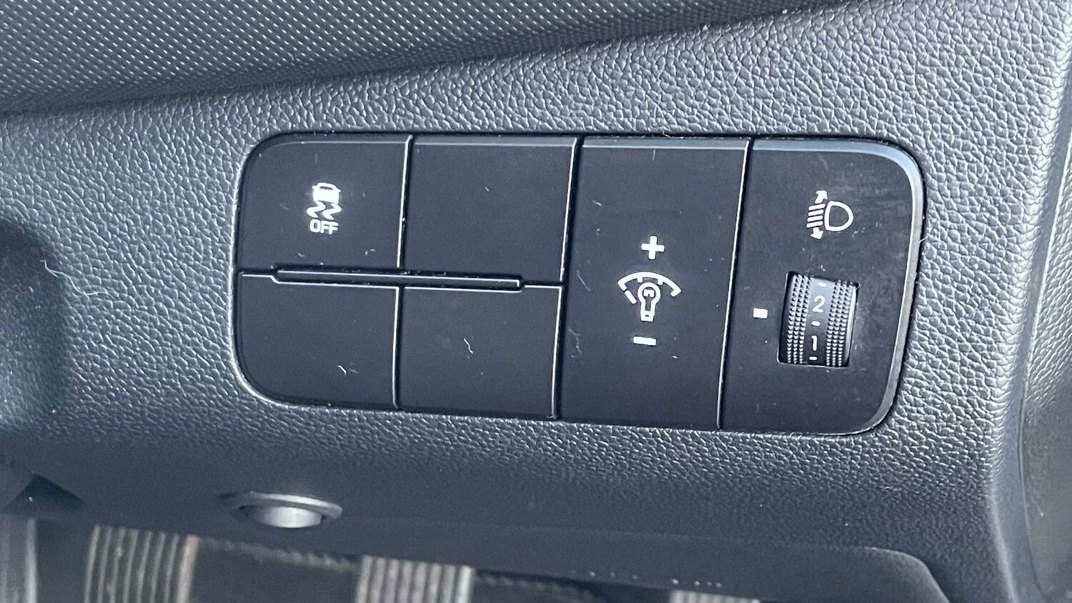 Used Hyundai i10 2017 for sale - 76875840: Photo 20