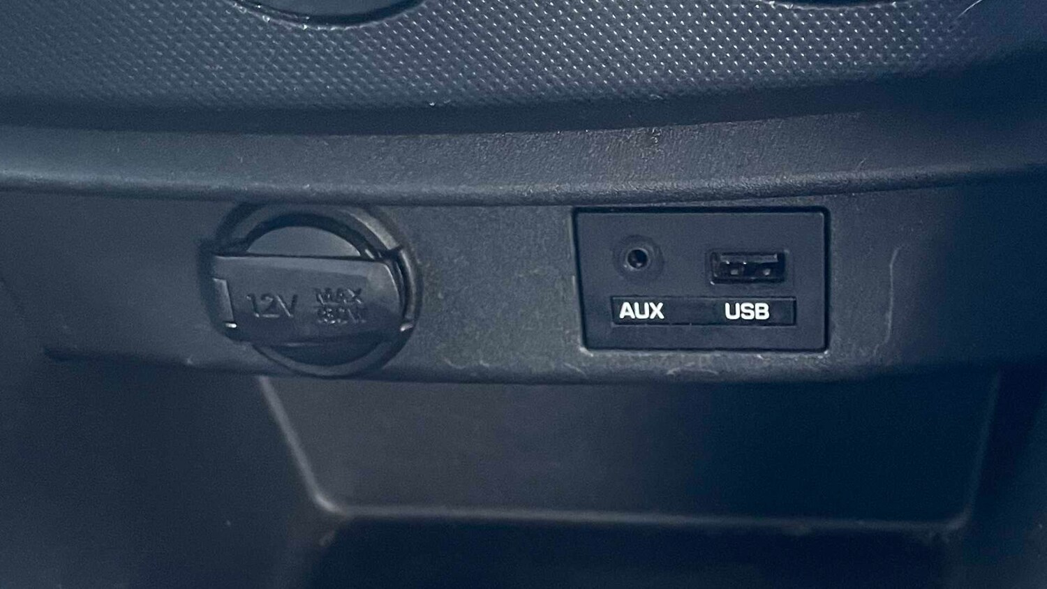 Used Hyundai i10 2017 for sale - 76875840: Photo 25