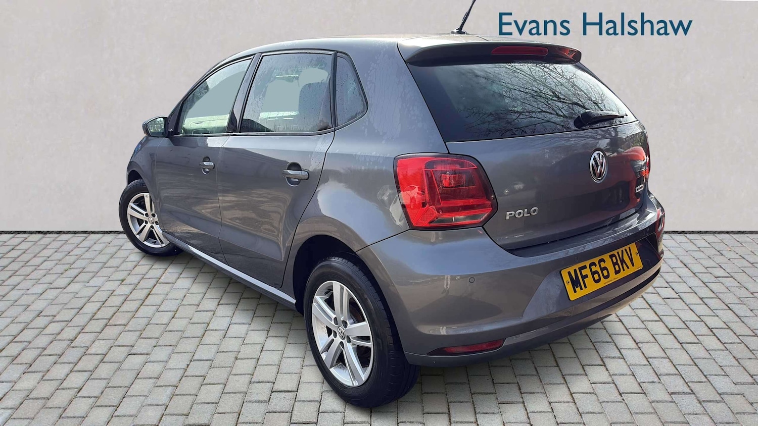 Used Volkswagen Polo 2016 for sale - 77979464: Photo 2