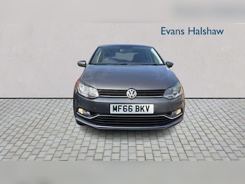 Used Volkswagen Polo 2016 for sale - 77979464: Photo