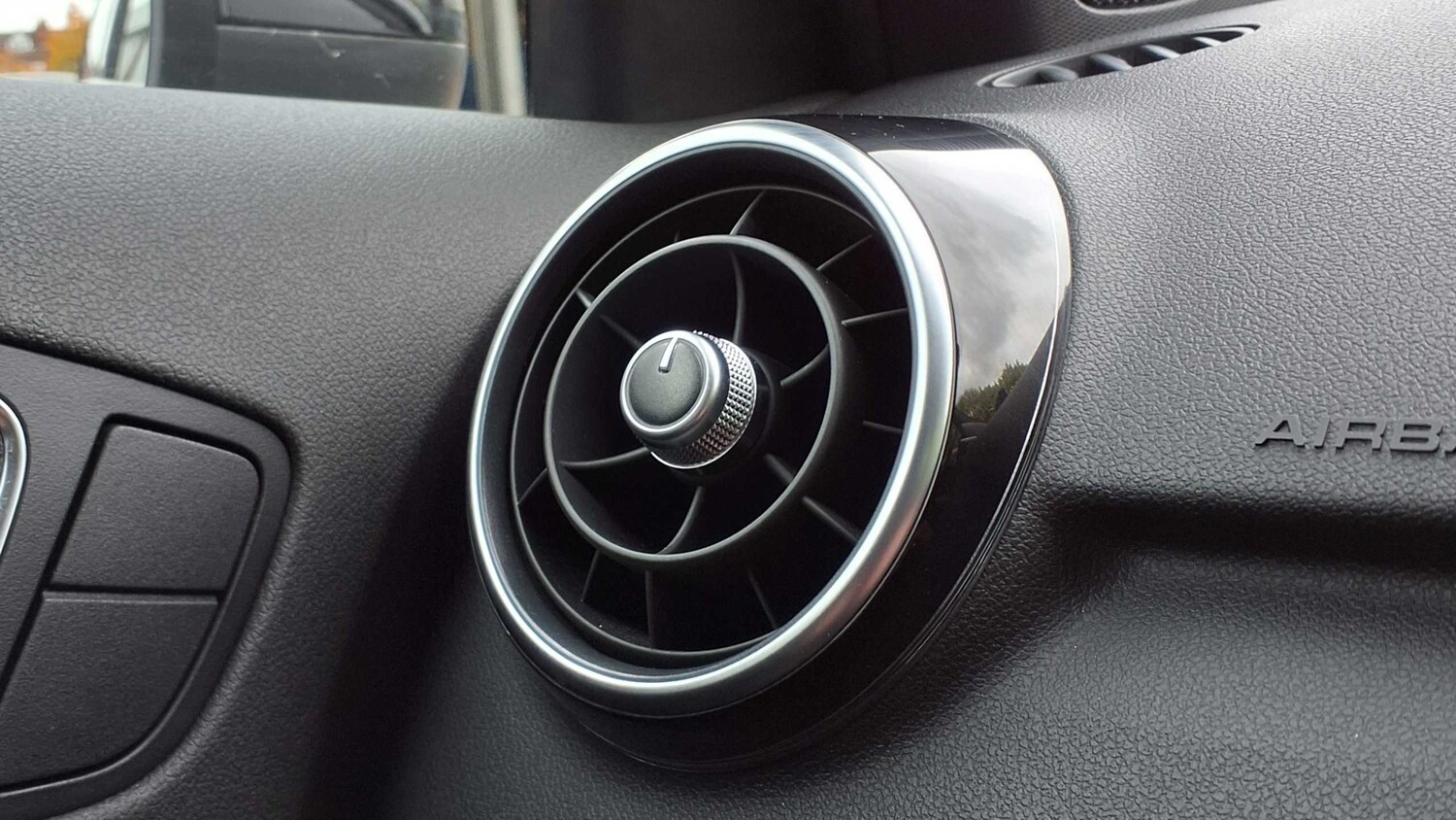 Used Audi A1 2017 for sale - 76141881: Photo 33