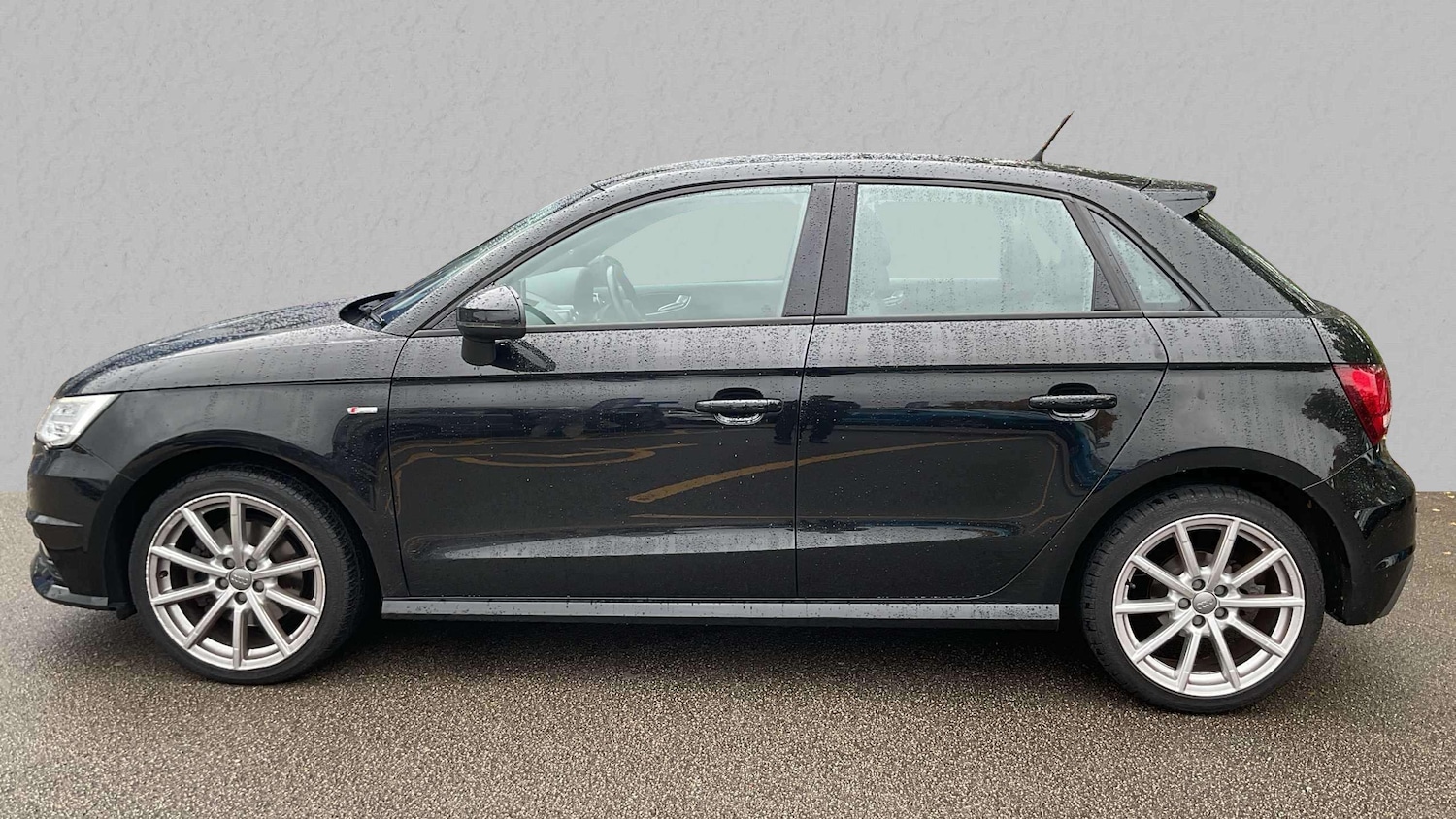 Used Audi A1 2017 for sale - 76141881: Photo 4