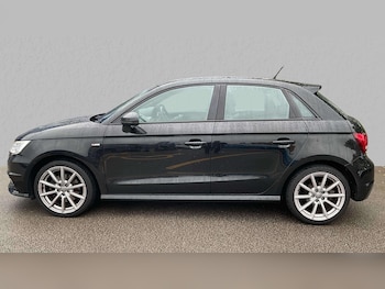 Used Audi A1 2017 for sale - 76141881: Photo