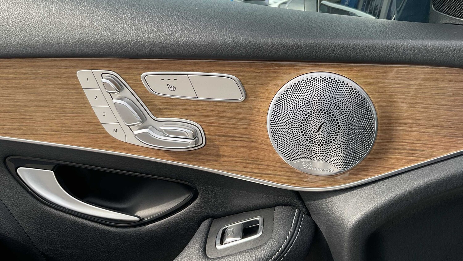 Used Mercedes-Benz GLC 2019 for sale - 77194661: Photo 10