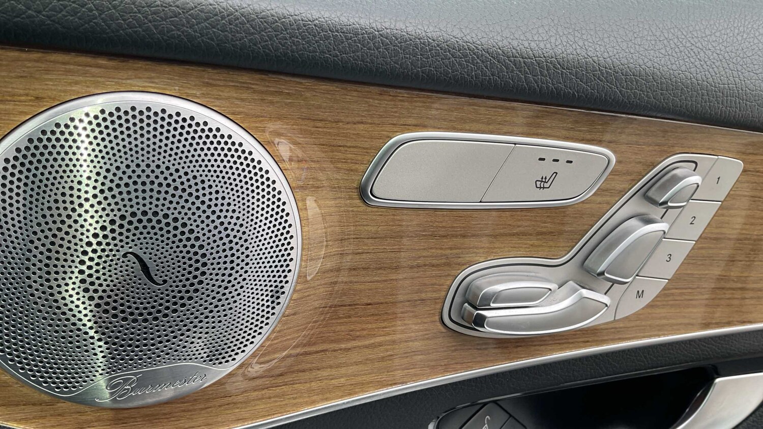 Used Mercedes-Benz GLC 2019 for sale - 77194661: Photo 16