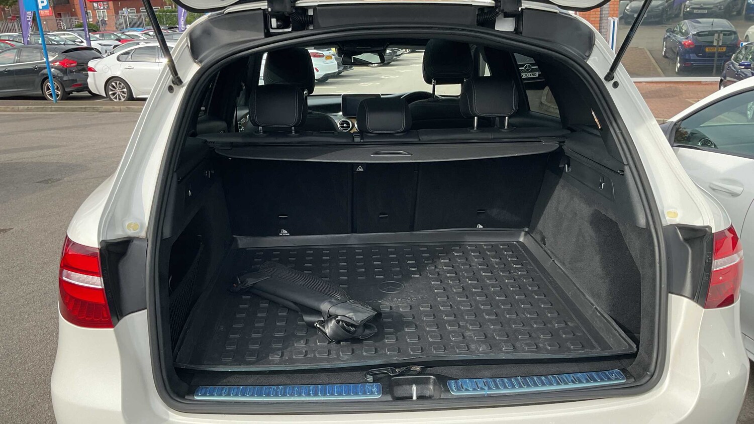 Used Mercedes-Benz GLC 2019 for sale - 77194661: Photo 7