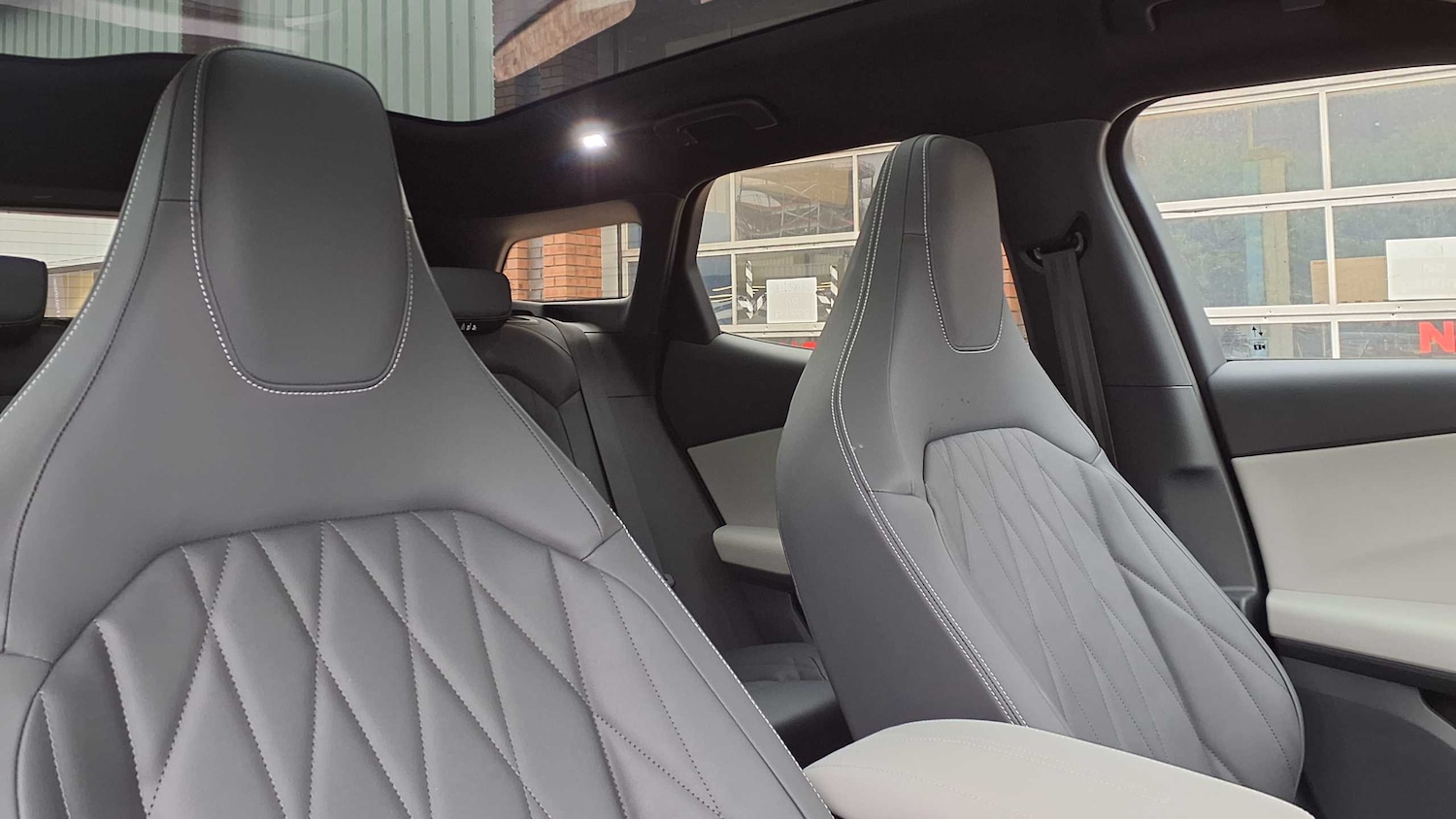 Used Ford Explorer for sale - 77000134: Photo 14