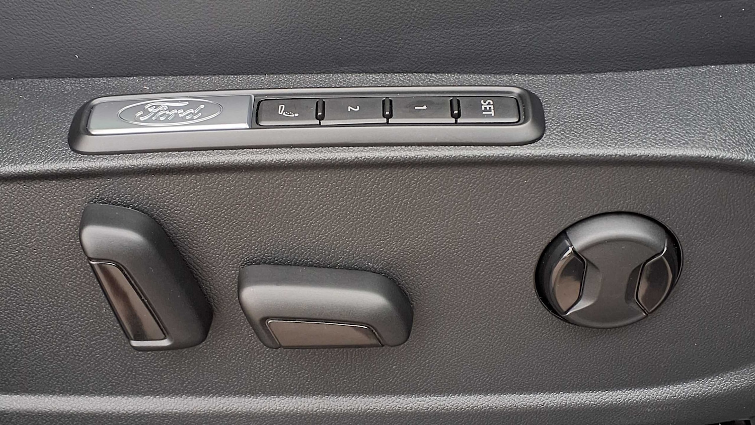 Used Ford Explorer for sale - 77000134: Photo 15