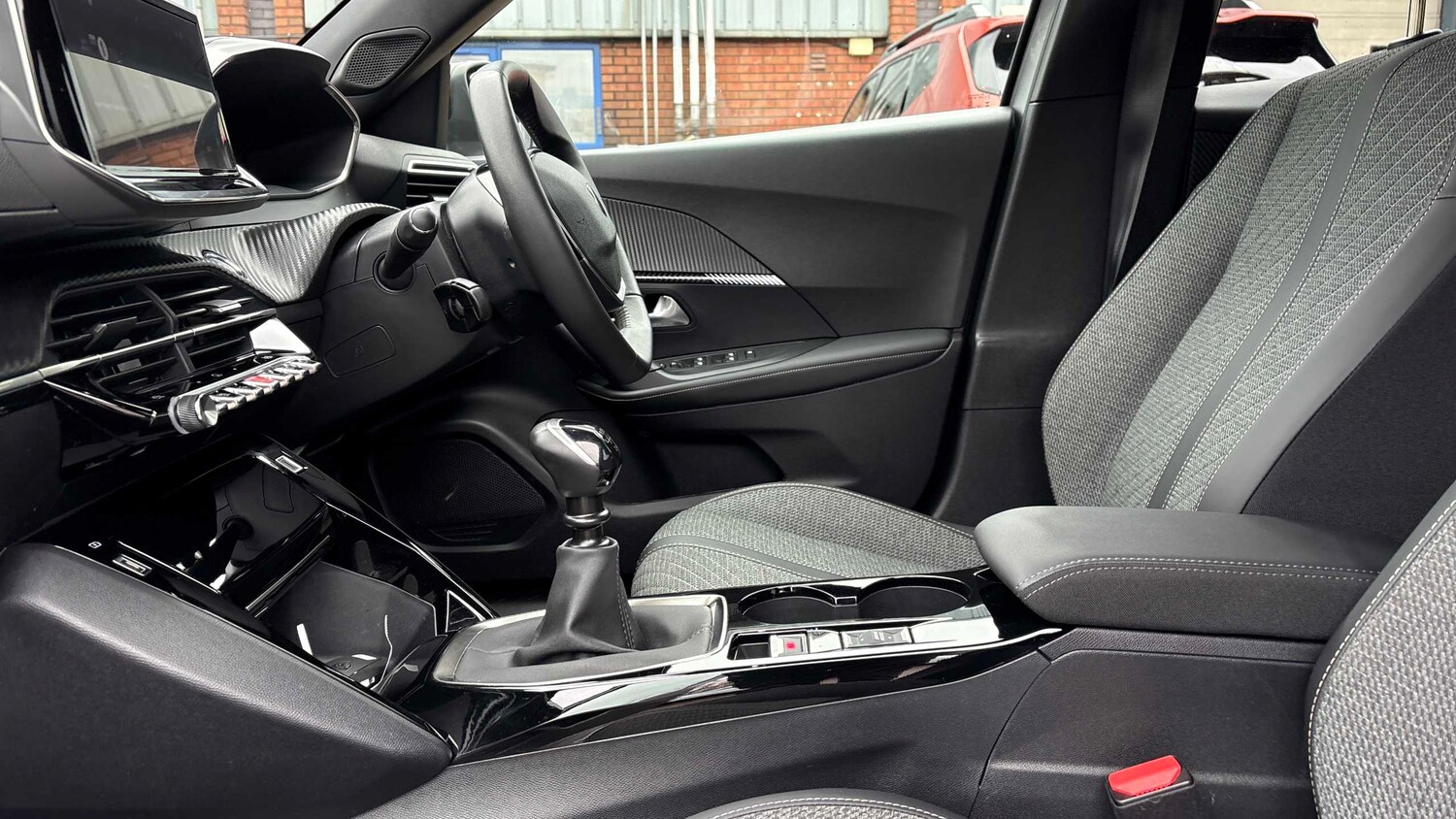 Used Peugeot 2008 2023 for sale - 77628267: Photo 13