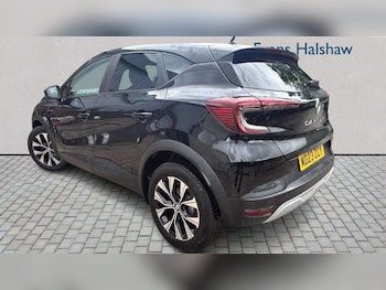 Used Renault Captur 2023 for sale - 78812355: Photo