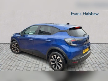 Used Renault Captur 2024 for sale - 78051896: Photo