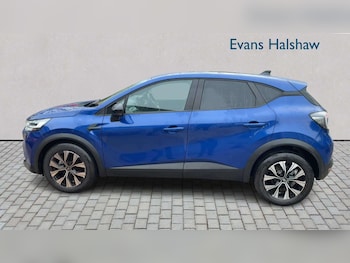 Used Renault Captur 2024 for sale - 78051896: Photo