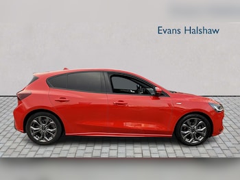 Used Ford Focus 2022 for sale - 78432625: Photo