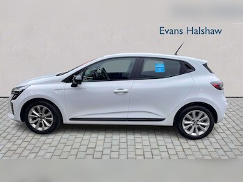 Used Renault Clio 2025 for sale - 77996084: Photo