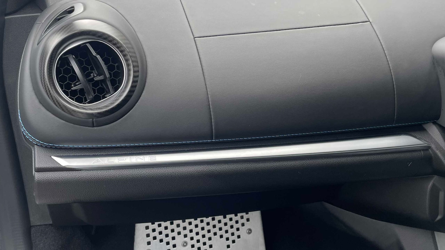 Used Alpine A110 2020 for sale - 76718189: Photo 15