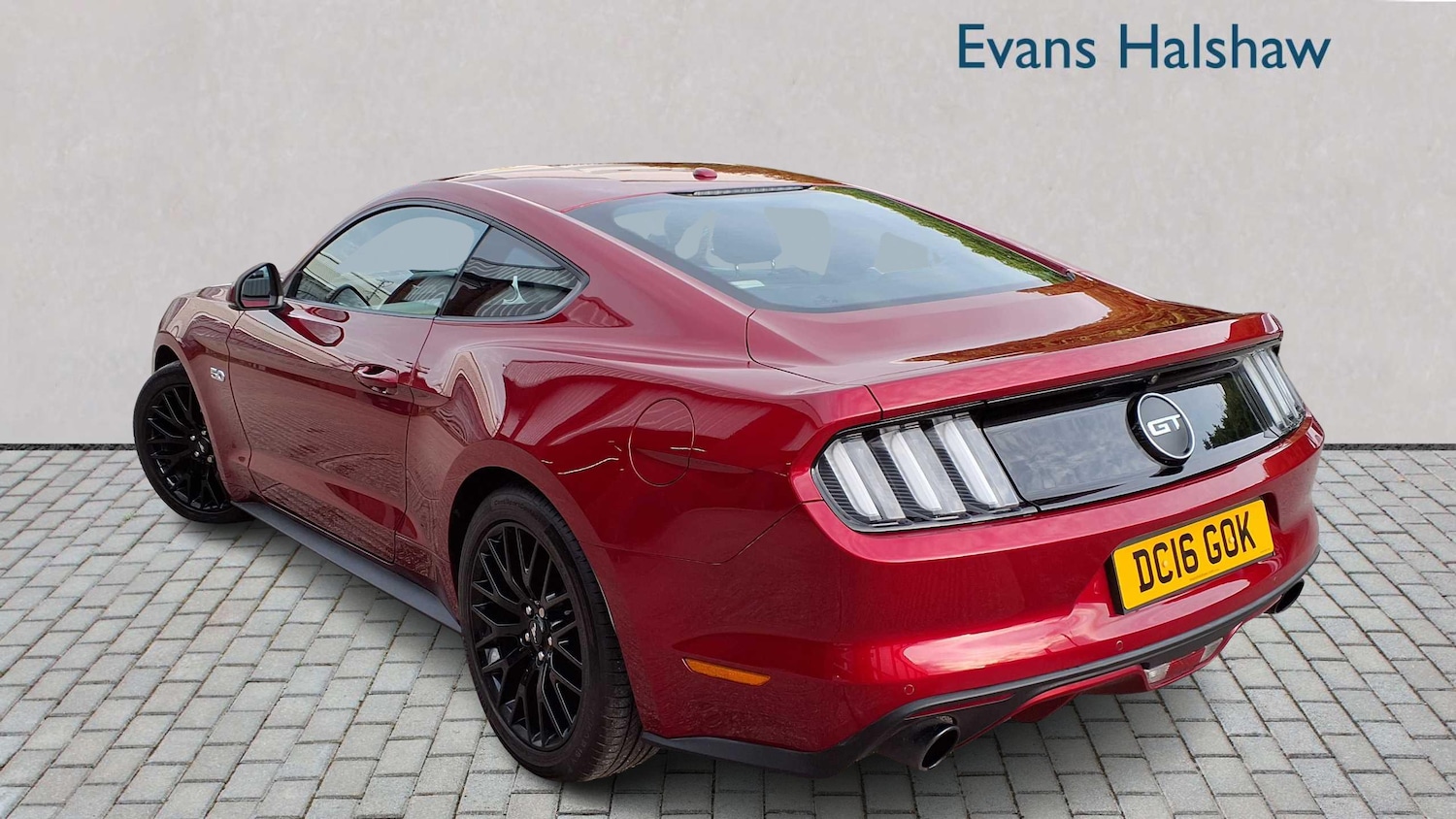 Used Ford Mustang 2016 for sale - 77842555: Photo 2