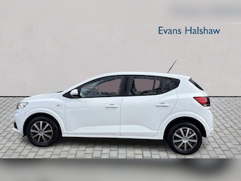 Used Dacia Sandero 2022 for sale - 77083089: Photo