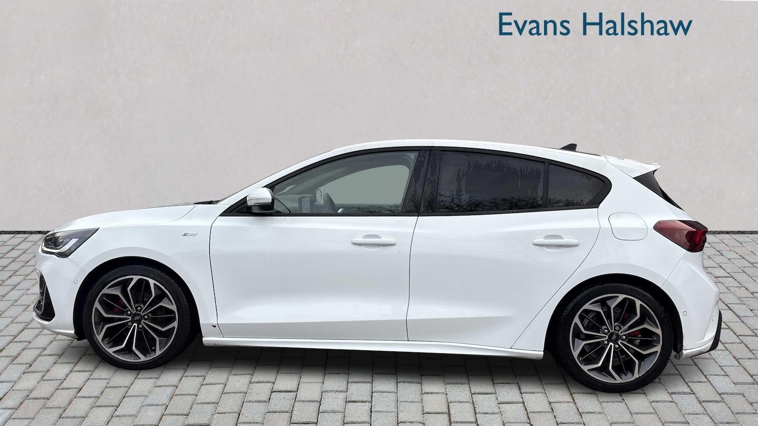 Used Ford Focus 2022 for sale - 77206424: Photo 2