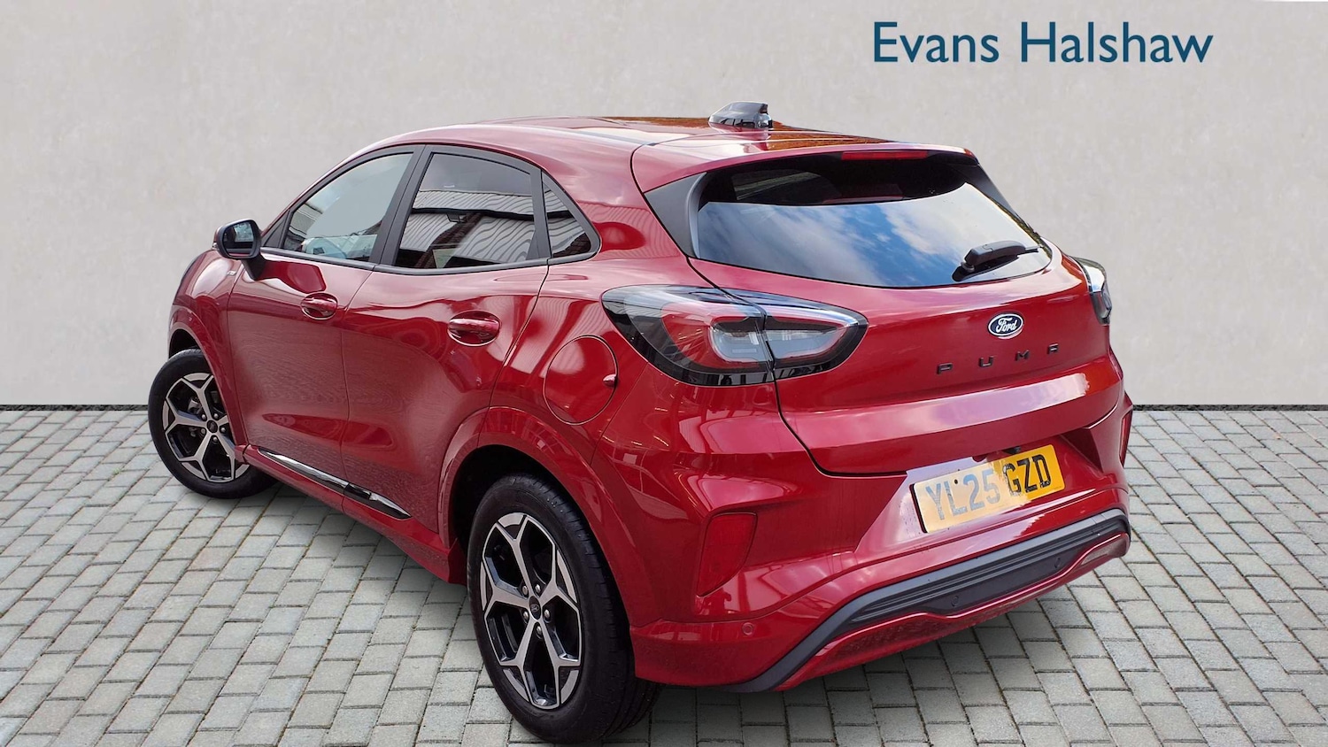 Used Ford Puma 2025 for sale - 76298375: Photo 2