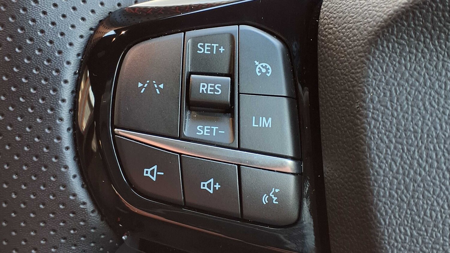 Used Ford Puma 2025 for sale - 76298375: Photo 28