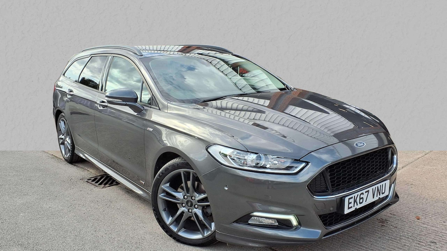 Used Ford Mondeo 2017 for sale - 76487969: Photo 1