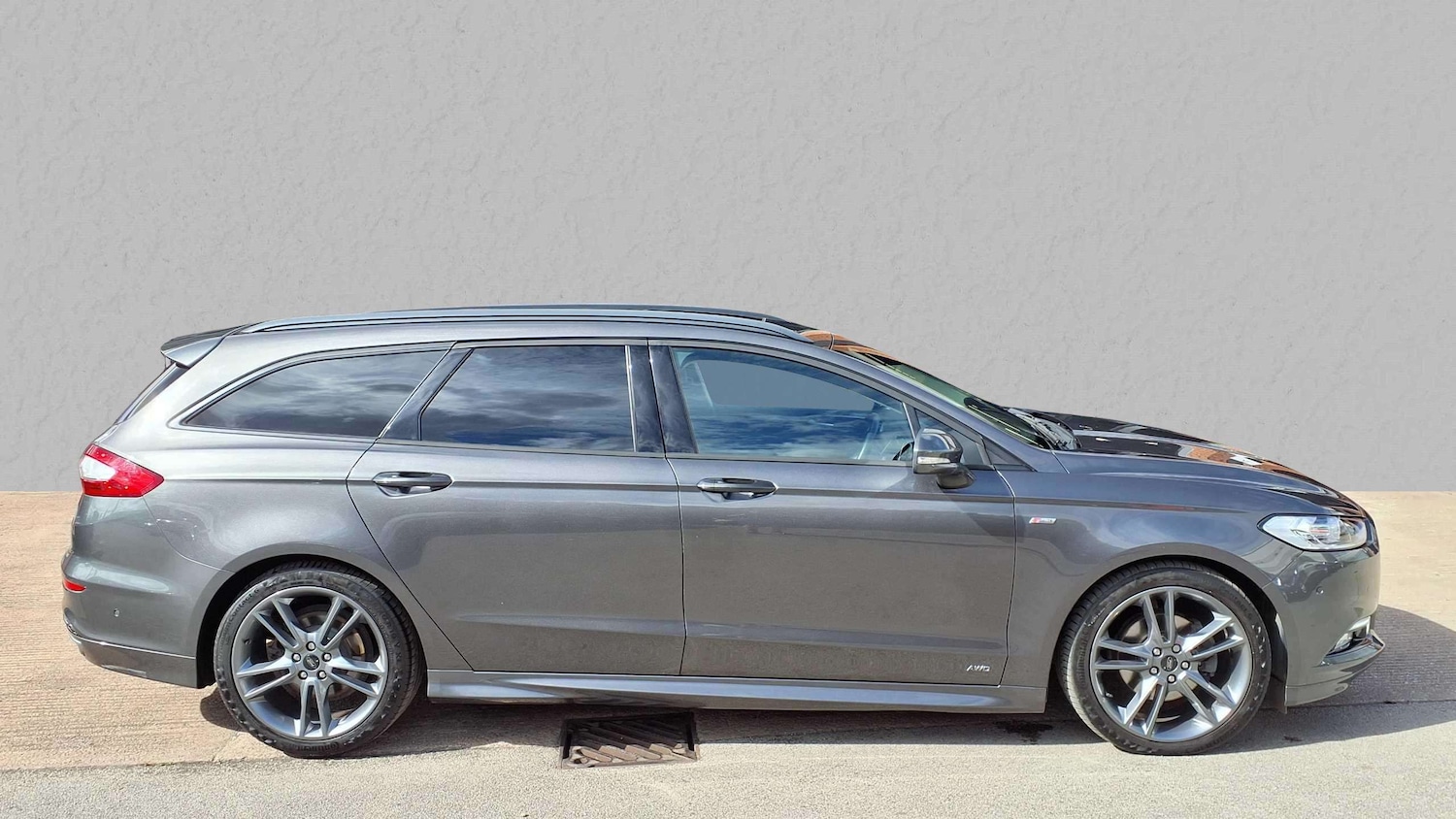 Used Ford Mondeo 2017 for sale - 76487969: Photo 3