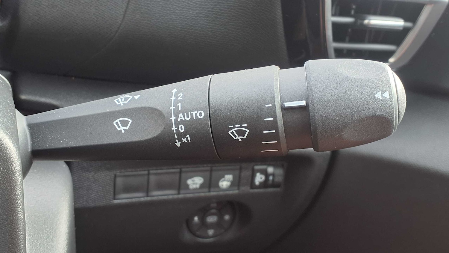 Used Citroen C4 2024 for sale - 76298366: Photo 31