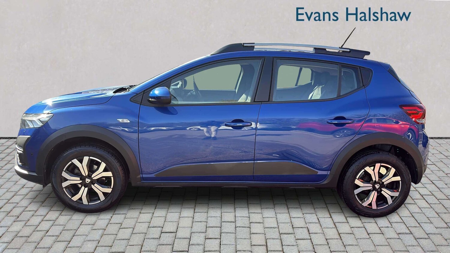 Used Dacia Sandero Stepway 2022 for sale - 77960811: Photo 3