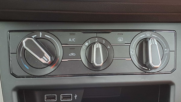 Used Volkswagen Polo 2020 for sale - 76125794: Photo 24