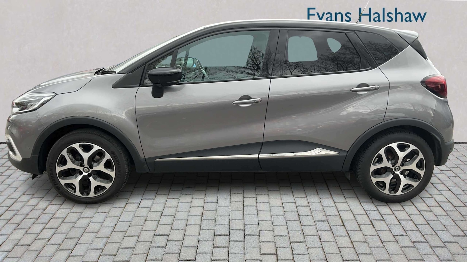 Used Renault Captur 2019 for sale - 78129779: Photo 3