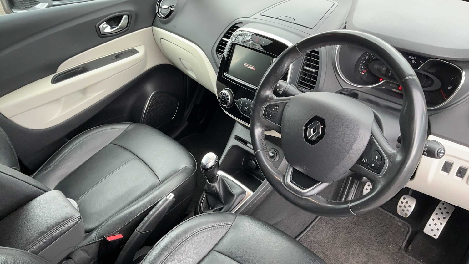 Used Renault Captur 2019 for sale - 78129779: Photo 8