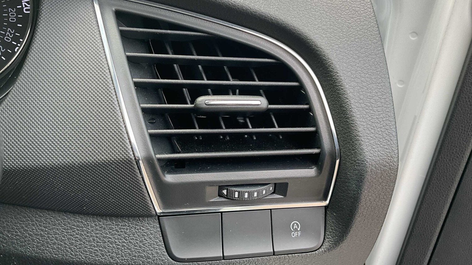 Used Skoda Fabia 2018 for sale - 77282038: Photo 17