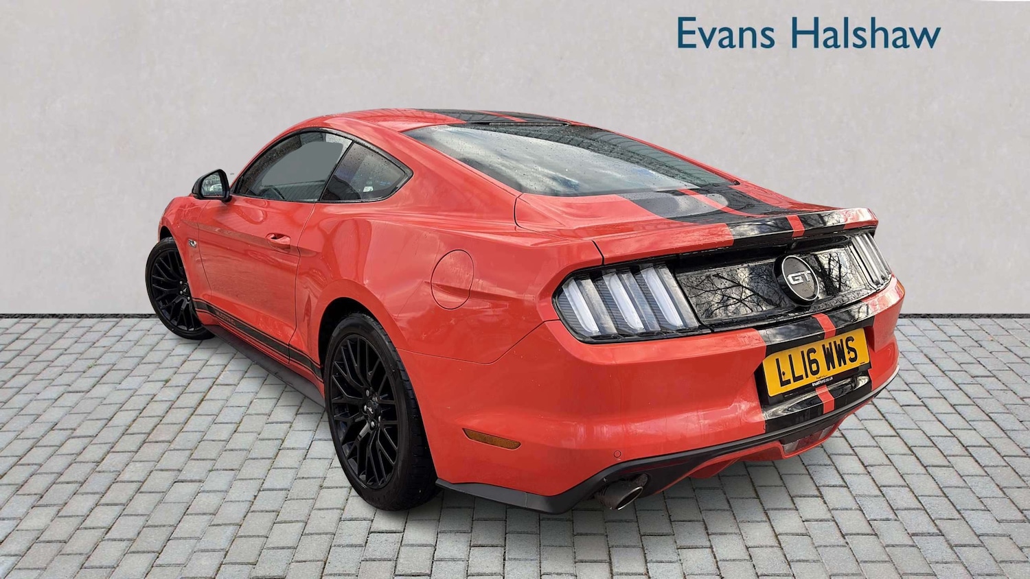 Used Ford Mustang 2016 for sale - 77842274: Photo 2