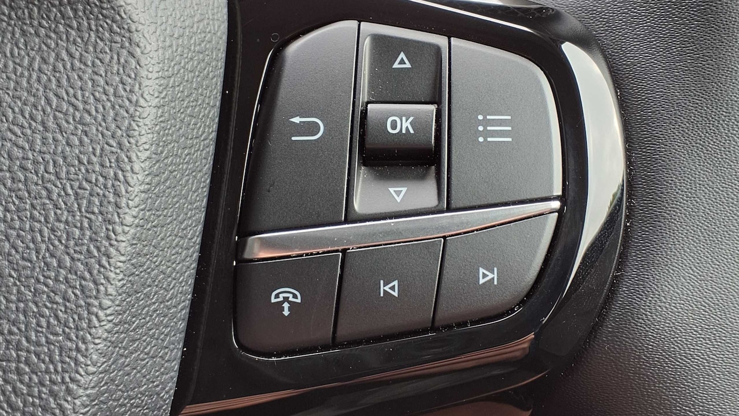 Used Ford Puma 2025 for sale - 76272107: Photo 28