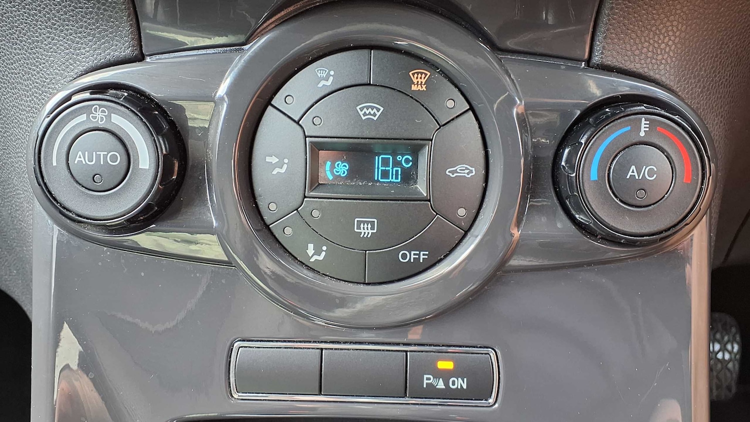 Used Ford Fiesta 2013 for sale - 76746038: Photo 25