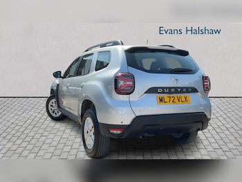 Used Dacia Duster 2022 for sale - 79227800: Photo