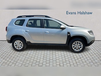 Used Dacia Duster 2022 for sale - 79227800: Photo