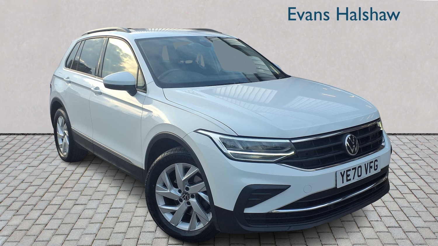 Used Volkswagen Tiguan 2020 for sale - 76501803: Photo 1