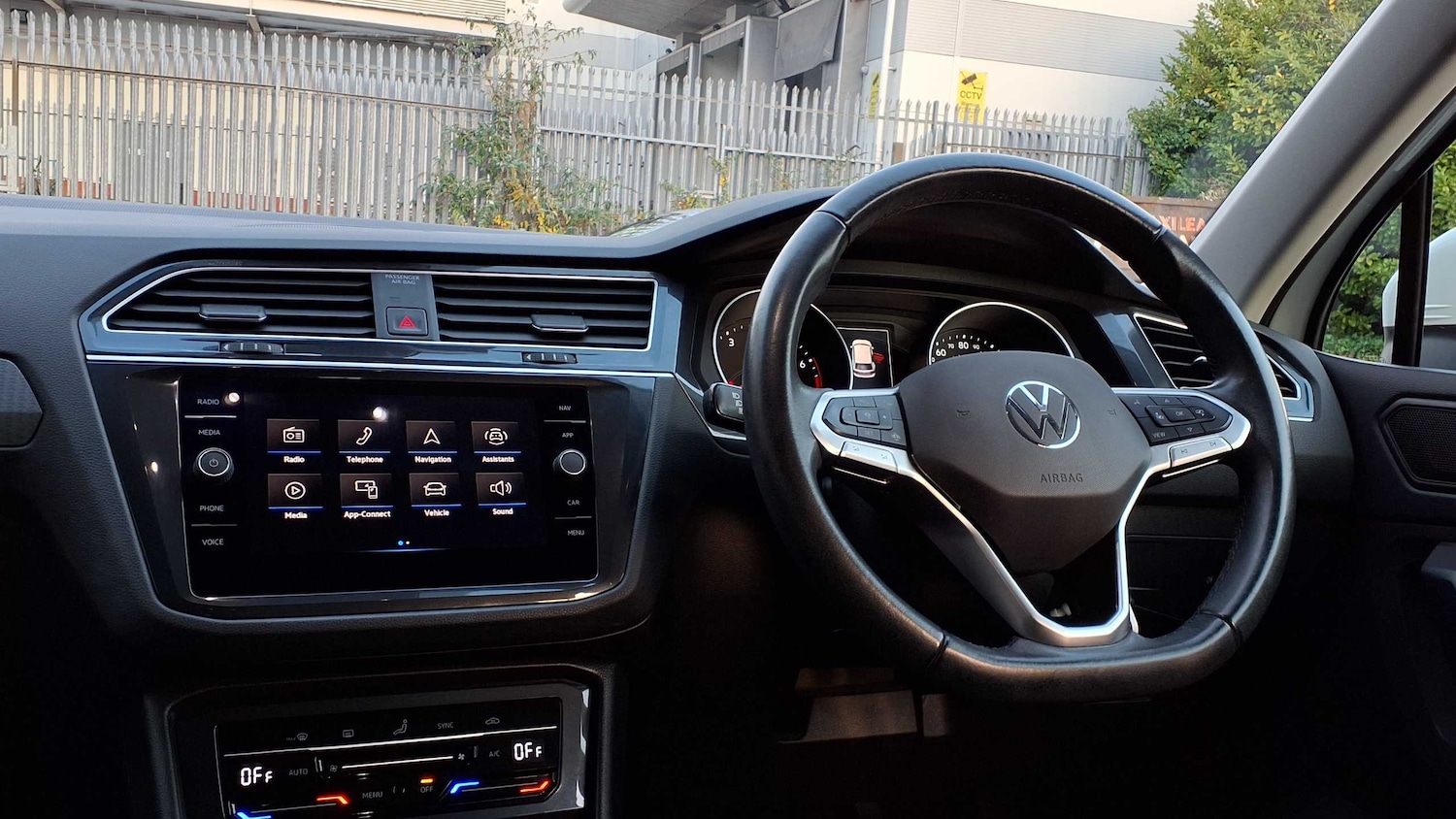 Used Volkswagen Tiguan 2020 for sale - 76501803: Photo 16