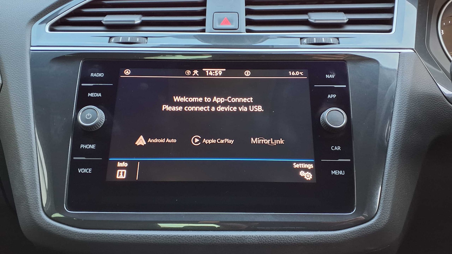 Used Volkswagen Tiguan 2020 for sale - 76501803: Photo 19