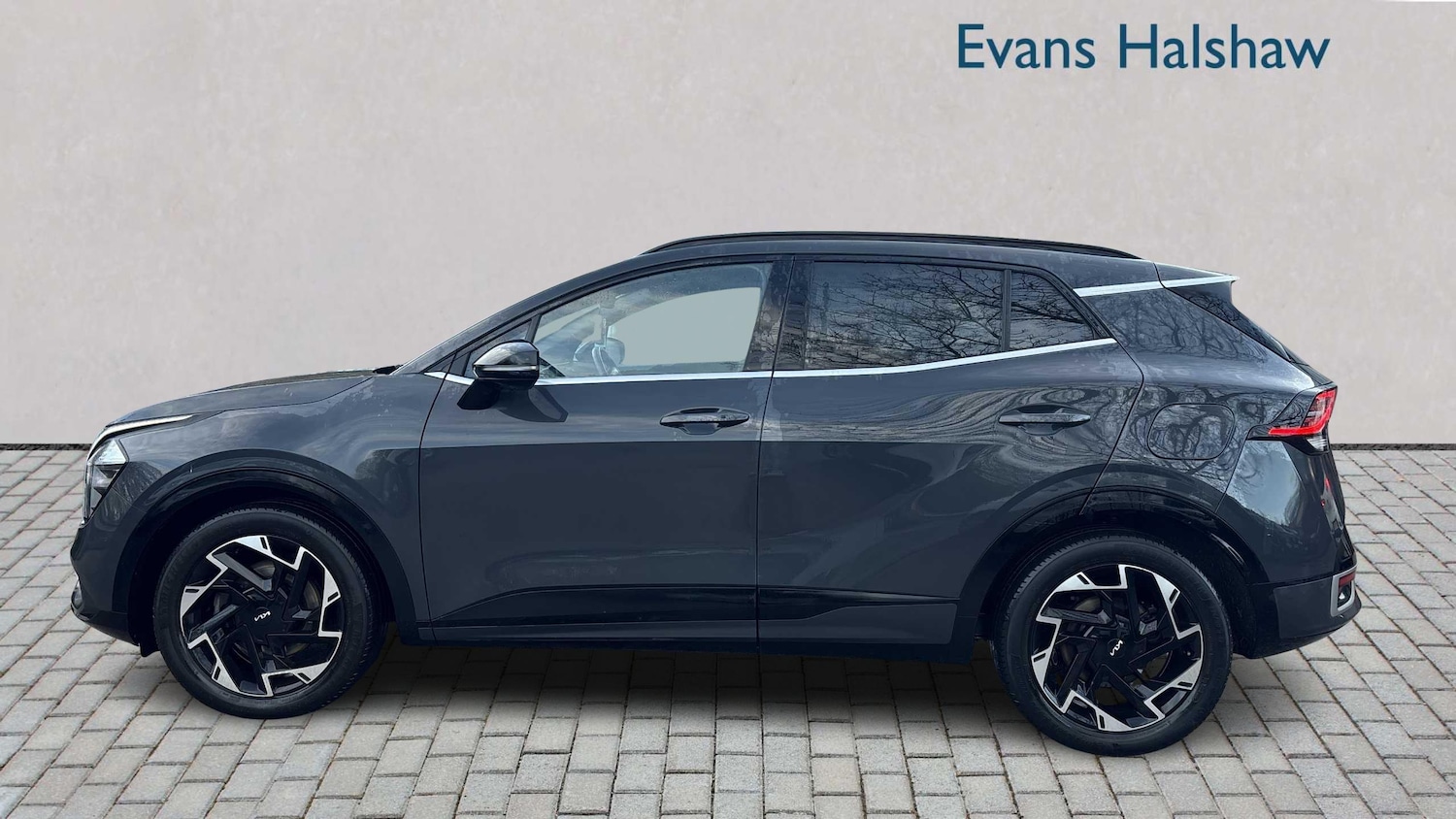 Used Kia Sportage 2023 for sale - 77414857: Photo 2