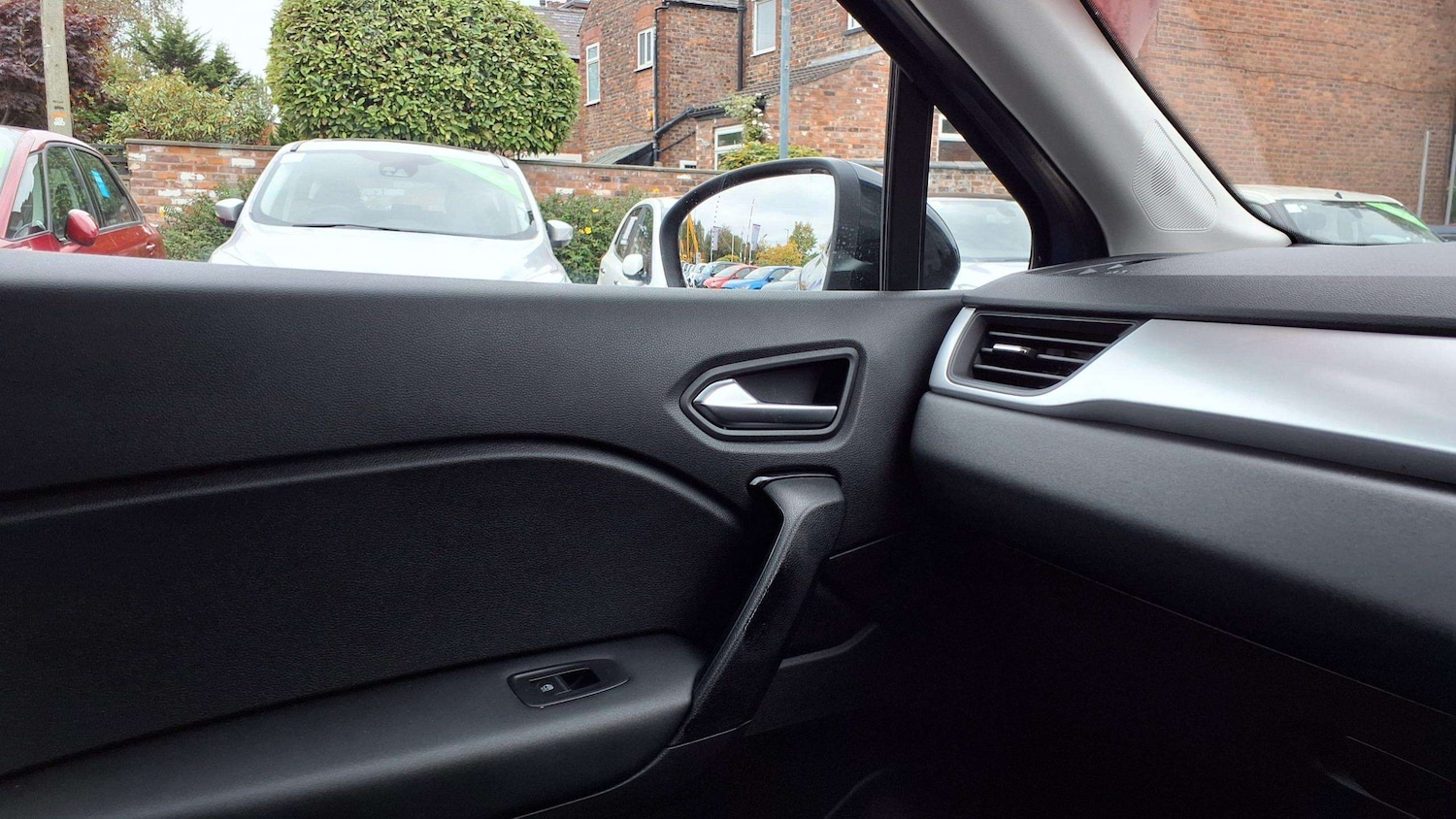 Used Renault Captur 2022 for sale - 77397844: Photo 35